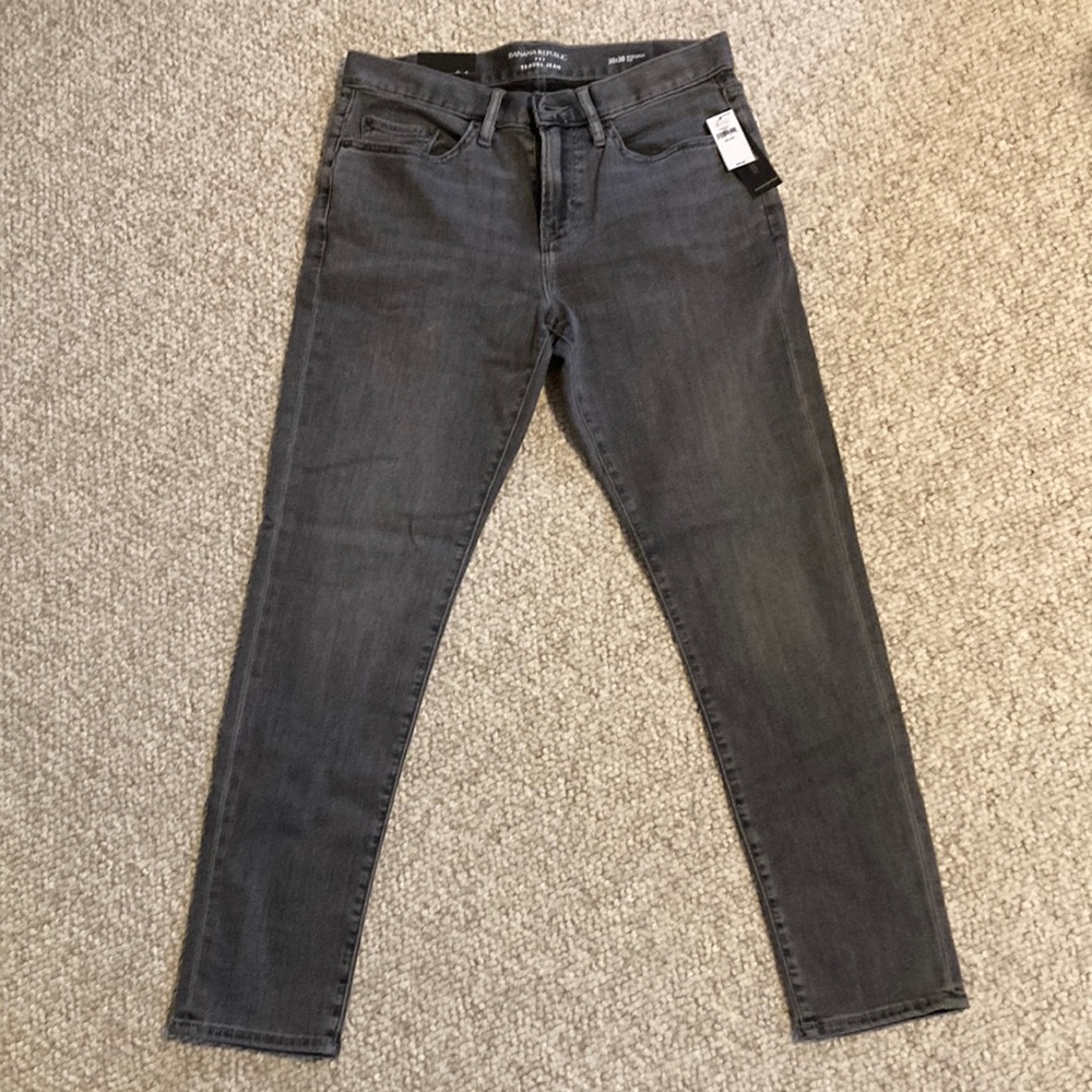 Banana Republic Mens Travel Jeans (grey) Athletic Fit, size 30/30